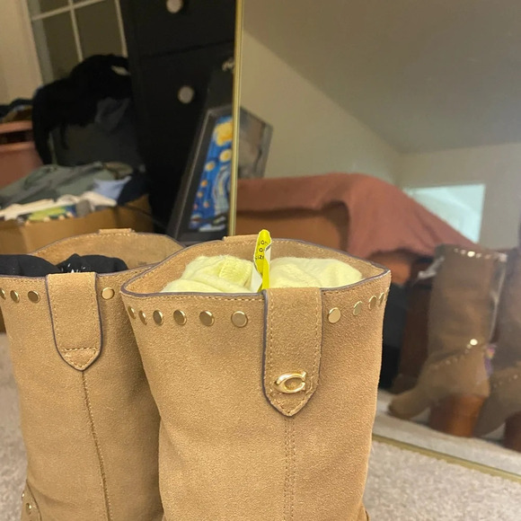 NWT Coach||Phoebe Western Cowgirl Suede Studded Pointed Toe Ankle Boots Size 7 - Picture 6 of 12